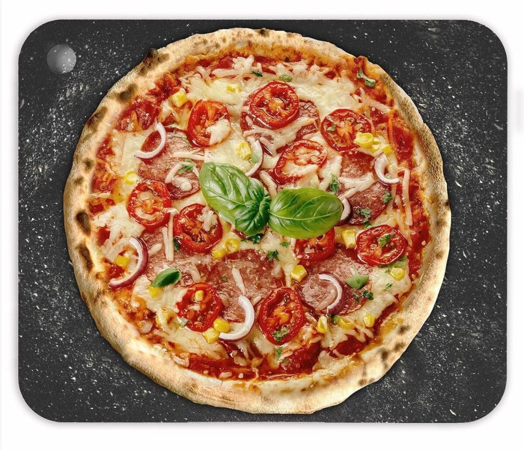 Test : plaque à pizza Chef Pomodoro en acier pour cuisson rapide et homogène