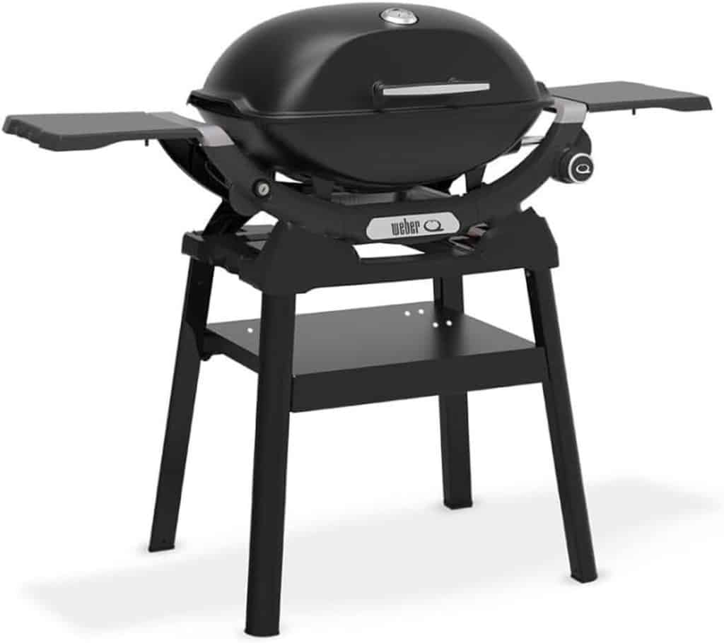 Test du barbecue gaz Weber Q 2200 : puissance 4110 w sur pied