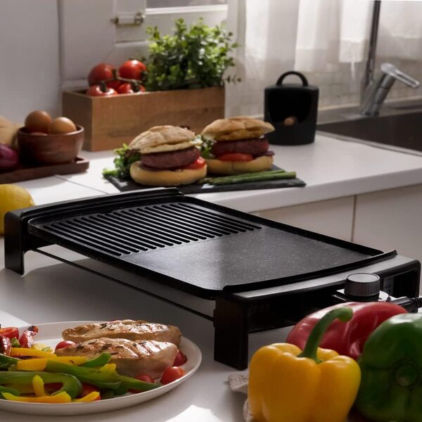 Cecotec Gril Électrique Tasty&Grill 3000 RockWater MixGrill, 2600 W, Revêtement Antiadhésif, Surface Mixte, Thermostat Réglable, Nettoyage au Lave-vaisselle, Grande Surface de Cuisson, 45x25 cm