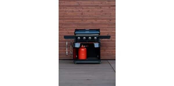 Découvrez notre avis détaillé sur le Campingaz BBQ série 4 Onyx S 37288 : un barbecue performant, moderne et idéal pour vos grillades en plein air.