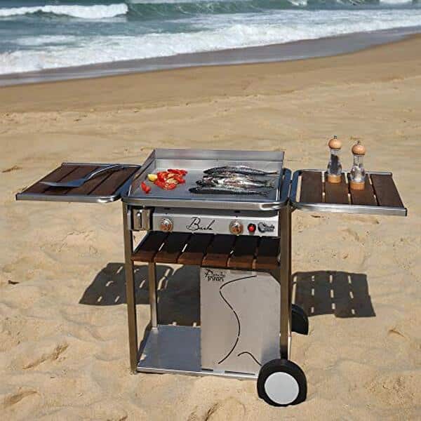 Découvrez la plancha Tonio Baila avec sa surface inox durable et ses systèmes de sécurité avancés pour une cuisson fiable et sans risque en famille.