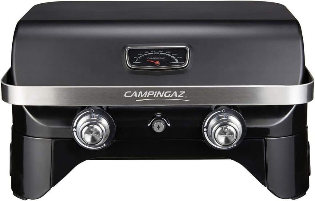 Test du barbecue Campingaz Attitude 2100 LX : puissance et portabilité