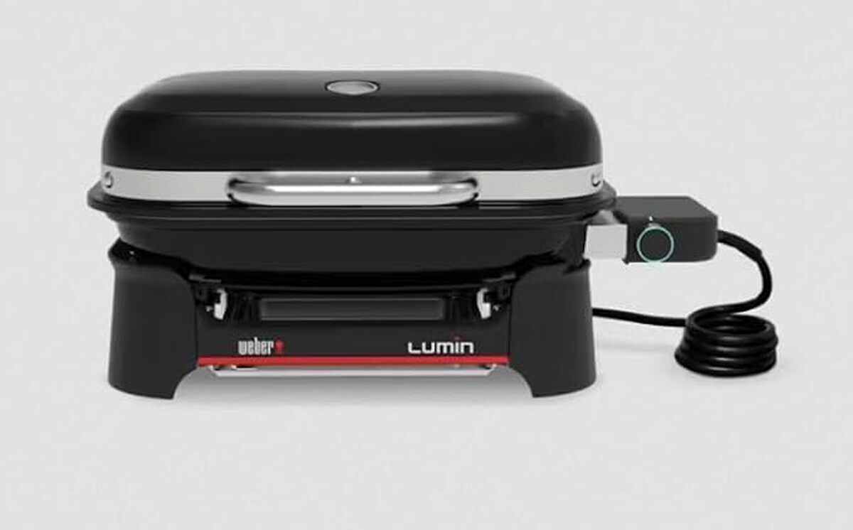 Test du barbecue électrique compact Weber Lumin : performance et design