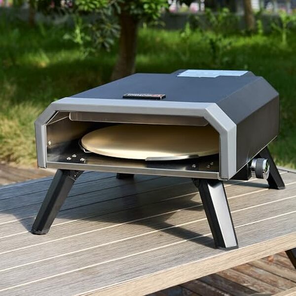 Découvrez notre test détaillé du four à pizza Royal Gourmet 4 kW : performances, avantages et conseils pour bien choisir votre four de camping.