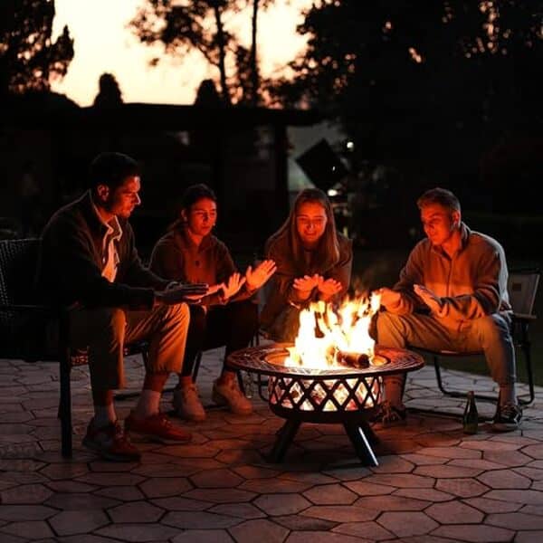 Découvrez notre test détaillé du foyer à bois BALI OUTDOORS : cheminée d'extérieur multifonctionnelle avec grille de cuisson intégrée pour vos soirées en terrasse. 
