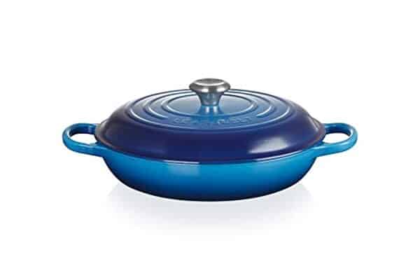 Notre test détaillé de la cocotte Le Creuset Signature 30 cm en fonte émaillée : performances, avantages et inconvénients pour bien choisir votre ustensile de cuisine. 