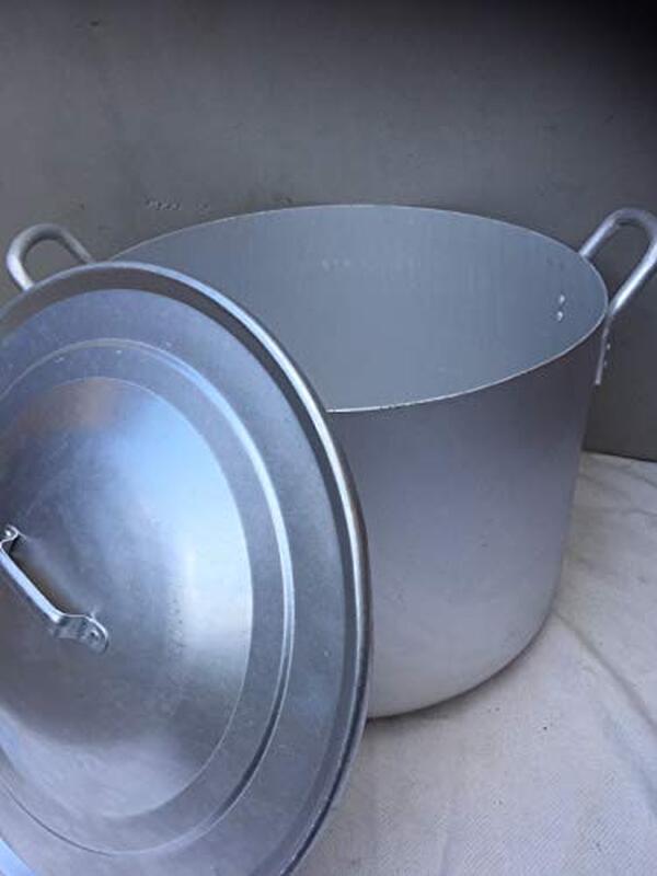 Découvrez notre test détaillé du faitout marmite géante Générique 100L en aluminium : capacité, durabilité, performances de cuisson et avis complet pour bien choisir. 
