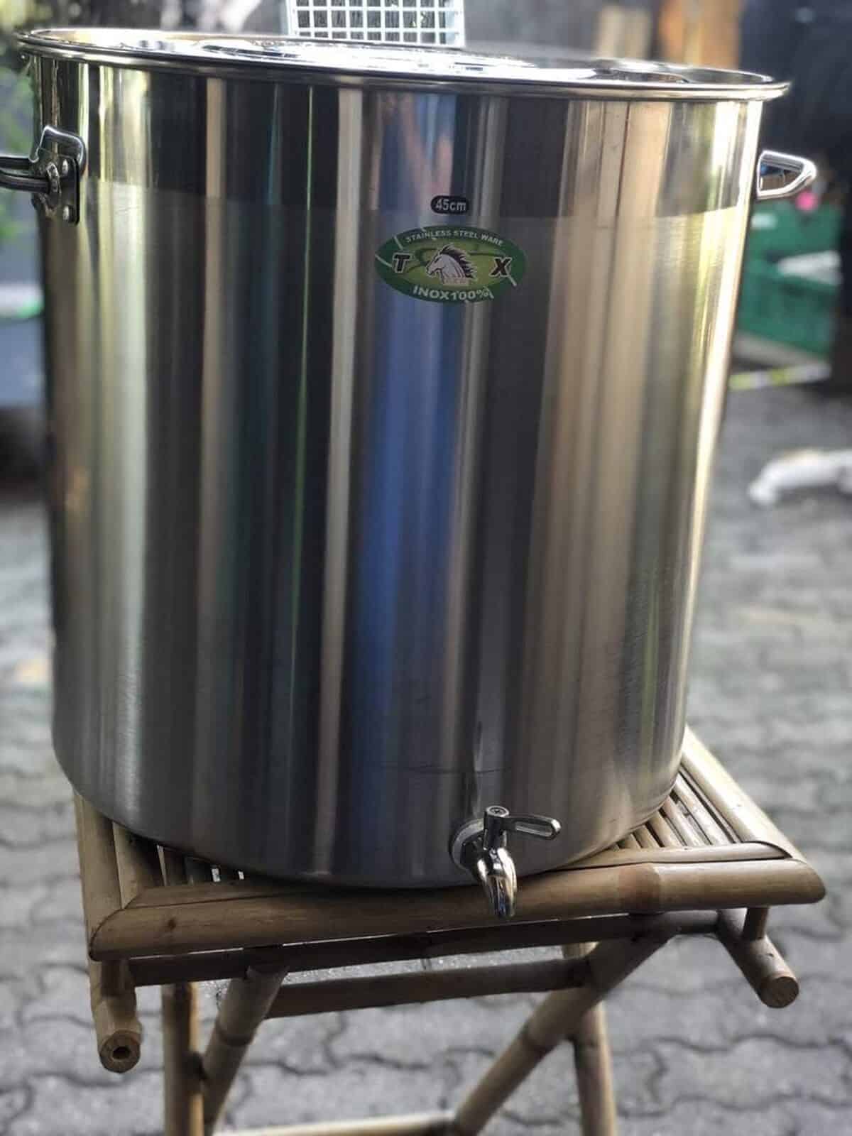 Test du faitout Générique 50L inox avec robinet