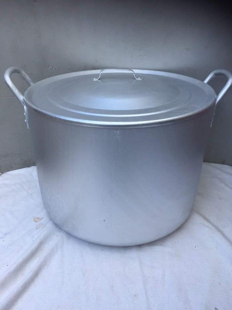 Test du faitout marmite géante Générique 100L en aluminium