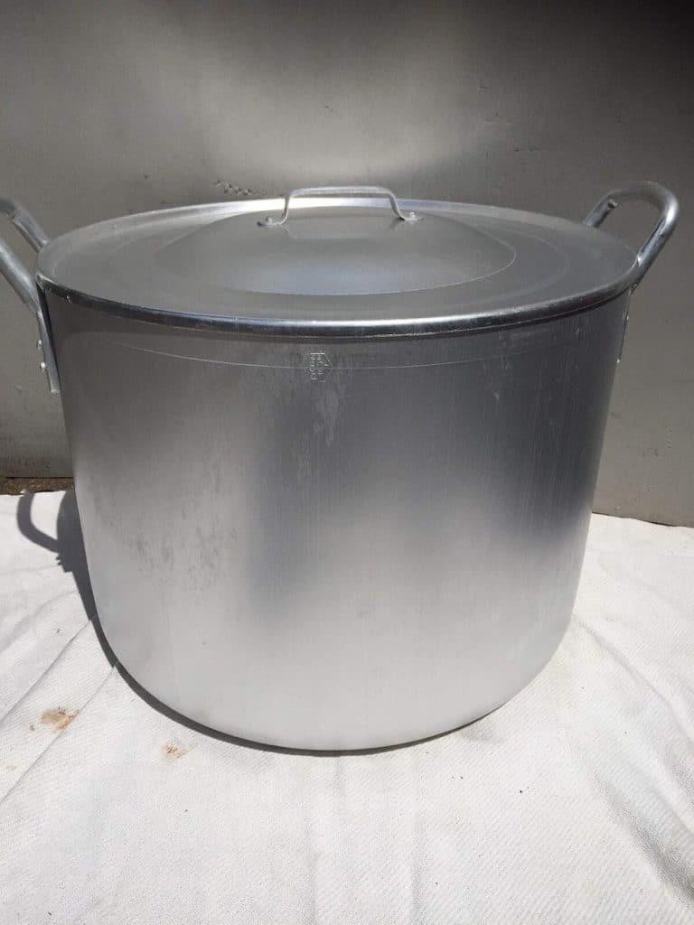 Test : marmite géante 80L Générique, idéale pour le brassage