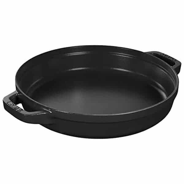 Découvrez notre test détaillé des casseroles en fonte noire Staub : qualité, performance et durabilité. Comparatif complet pour bien choisir vos ustensiles de cuisine.